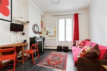 Furnished monthly apartment rental for 2 guests Père Lachaise, Gambetta, Paris 20th