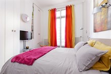 Great deal on 4-person accommodation in Paris 8th district near Parc Monceau and other chic areas of French capital