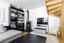 Family vacation rental in fully furnished apartment for 4 near museums & shopping near Paris with RER access to Chatelet