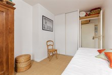 A louer en courte durée au mois bel appartement de 3 pièces avec 2 chambres et spacieuse terrasse à Montrouge