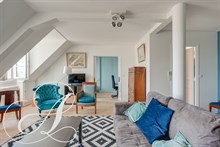 Appartement de 2 pièces moderne à louer à la semaine pour 2 aux Invalides Paris 7ème arrondissement