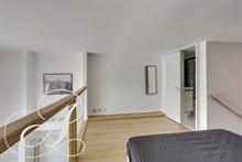 F2 moderne en duplex à louer meublé en bail annuel à Ternes Pereire Paris 17ème arrondissement