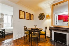 Location à la semaine d'un F3 meublé pour 4 avec 2 chambres à Hôtel de Ville Paris 4ème