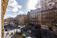 Location meublée de courte durée d'un F2 de standing pour 4 boulevard Haussmann Paris 8ème