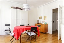 A louer au mois bel appartement de 3 pièces avec double living dans le quartier de Commerce Paris 15ème arrondissement