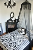 Location à la semaine d'un appartement à Paris 14ème 