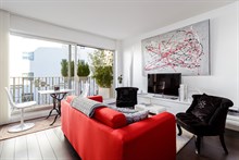 Appartamento per due persone di 31 m2 con balcone esterno nel cuore di Montparnasse, 15° distretto di Parigi.