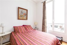 Rent a 2 room, 2 person apartment near Eiffel Tower at metro Solférino, Paris 7th