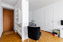 Weekly rental of spacious, furnished 2-room apartment rue du Commandante Mouchotte at Gaîté, Paris 14th