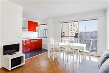 Family-friendly 2 room apartment sleeps 4 w/ balcony at Boucicaut, 15th arrondissement Paris