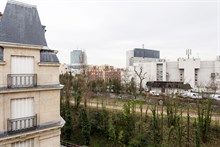 Luxury apartment rental for 2 to 4 guests with 1 bedroom and foldout couch walking distance from Paris attractions Paris 15th