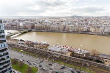 Weekly apartment rental, furnished with 2 rooms, perfect for two w View of Eiffel Tower in Beaugrenelle quarter, Paris 15th