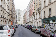 Holiday flat rental for 4 w/ 2-bedrooms at Plaisance Paris 14th