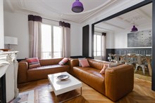 Short term rental of splendid, designer 2 room apartment at Gare de Lyon Paris 12th