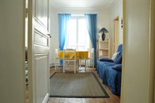 seasonal rental apartment sleeps 4 near Denfert Rochereau Paris 14th district