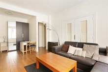 spacious apartment rental sleeps 4 rue de Siam Paris 16th