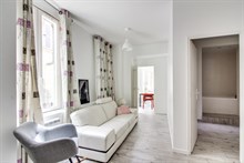 Luxury short term apartment rental sleeps 6 near Paris in Puteaux