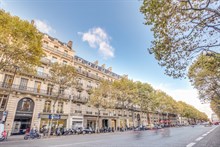 Monthly furnished rental for two large studio boulevard Haussman Paris eigth district 8th arrondissement
