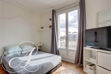 Monthly furnished rental luxury one bedroom with balcony recently refurbished for two in Beaugrenelle, Charles Michel Paris fifteenth district 15th arrondissement