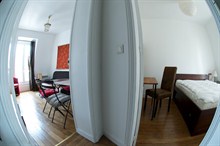 seasonal rental apartment sleeps 4 near Voltaire rue Pétion Paris 11th district