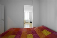 modern apartment to rent short term for 3 on rue du Père Guérin Paris XIII