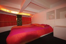 Rent a luxury loft for a trip to the Champs Elysées
