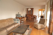 Beautifully decorated 2-room flat w/ balcony, short-term rental, rue Lecourbe Paris 15th