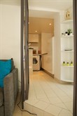 Luxurious weekly studio rental, fully furnished, sleeps 2 in the Triangle d'Or, Paris 8th