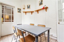 Temporary studio rental for 4 at Maire à Arts et Métiers, rue au Marie, Paris 3rd