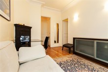 short term rental for furnished apartment on rue de Vouillé Paris XV