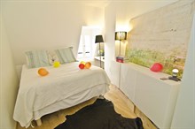 spacious apartment to rent short term on Avenue des Ternes 550 sq ft Paris 17th district