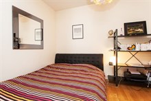 modern weekend rental for 2 or 3 guests Saint Germain des Prés Paris VI