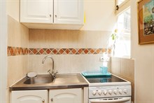 weekend rental of romantic apartment for 2, 1 bedroom, near bastille paris 11th