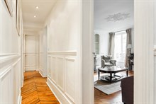 Romantic weekly vacation rental, turn-key w/ 2 modern bedrooms at Hotel de Ville, Paris 4th in Marais