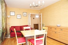 Short-term 3-room apartment rental sleeps 2 or 4, 2 large sleeping surfaces and balcony in Paris 19th