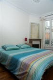 4-6 person holiday 3-room flat for weekly or monthly rent on boulevard de Grenelle, Paris 15th, fully furnished