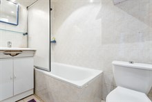 Remodeled 2-room apartment sleeps 4, rent by week or month, located near favorite Parisian attractions in Paris 10th