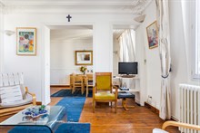 Furnished 2-room flat, equipped for 4, weekly rental near Montparnasse Tower, Paris 14th