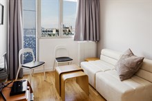 Short-term rental property w/ amenities near Saint Paul Paris 3rd
