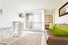 Luxurious Studio apartment for short-term rent in Paris 15th, near Montparnasse