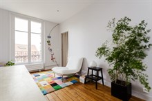 Vacation rental in Paris 15th arrondissement, long-term stays in 2-room turn-key apartment with plenty of privacy in calm area