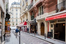 spacious short term rental apartment for 4 guests Cluny La Sorbonne Paris 5th