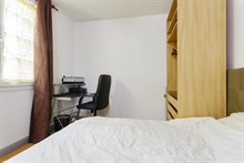 Affordable short term lodging for 2 guests in 15th arrondissement of Paris, Near Porte de Versailles