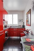 Romantic getaway in flat for 2 with terrace, Near La Villette Paris 20th