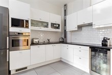 Haussmann - 1 bedroom apartment, 861 sq ft, with fold-out couch ...