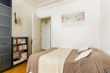 Paris Vacation in 2 bedroom apartment rental for business or personal stays near Père Lachaise, 20th arrondissement