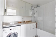 Furnished flat with 1 bedroom on rue de l'Arrivée for short-term rentals in Paris 15th