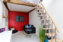 Short-term 2-person studio apartment rental, modern, furnished, Paris 3rd, on rue du Temple