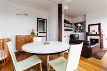 Appartement de 2 pièces meublé à louer en courte durée au mois pour 4 à Montrouge aux portes de Paris à Porte d'Orléans