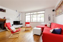 Location meublée mensuelle d'un appartement confortable de 3 chambres avec terrasse à Alésia en face de Montsouris Paris 14ème